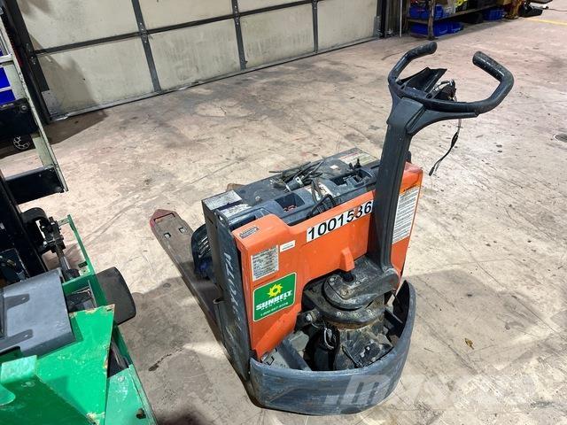 Toyota 8HBW23 Pumppukärryt