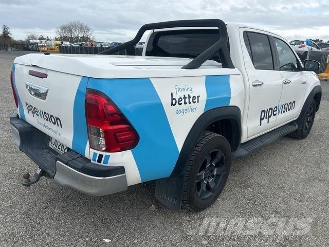 Toyota HiLux Muut autot