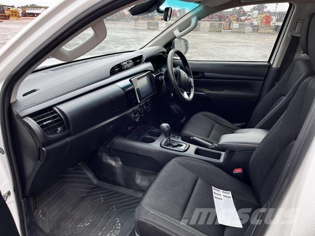 Toyota Hilux Muut autot