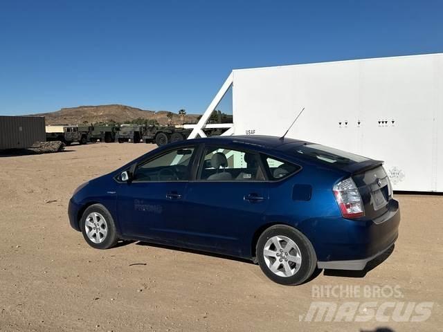 Toyota Prius Henkilöautot