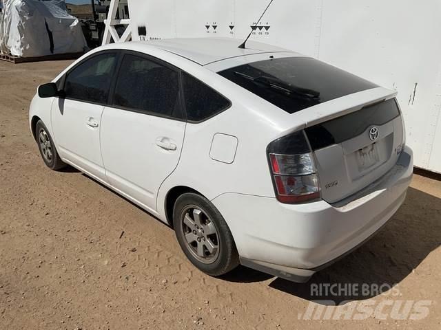 Toyota Prius Henkilöautot