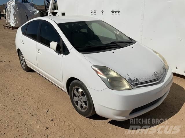 Toyota Prius Henkilöautot