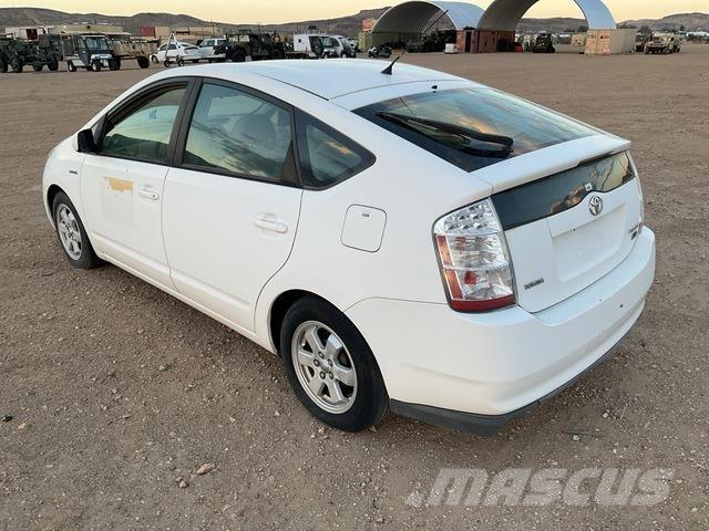 Toyota Prius Henkilöautot