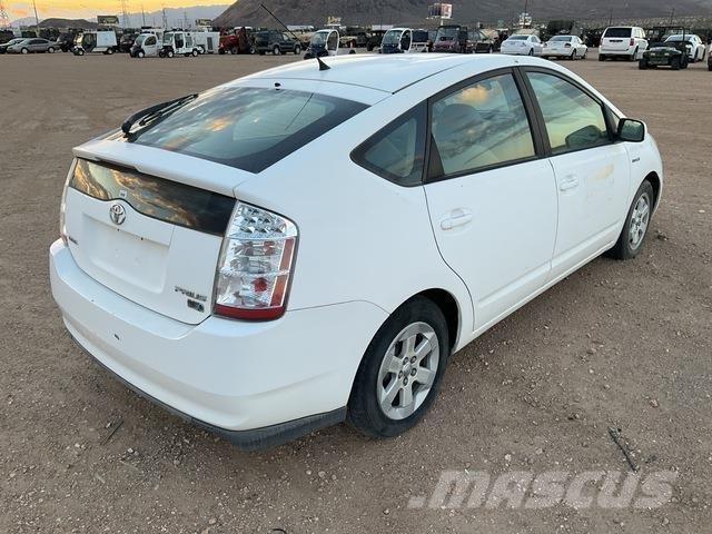 Toyota Prius Henkilöautot