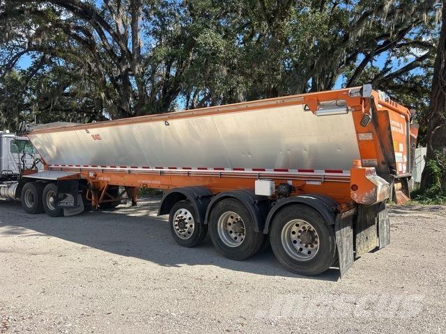 Trail King  Walking floor-puoliperävaunut