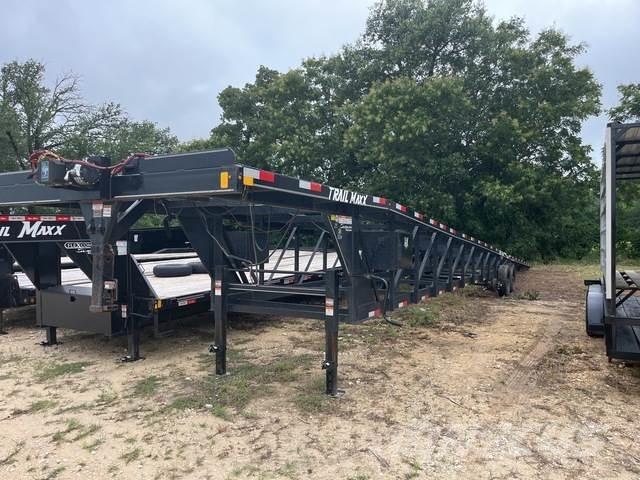 Trail Maxx W37 Autonkuljetuspuoliperävaunut