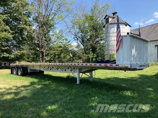 Transcraft  Lavaperävaunut