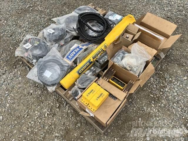 Trimble CB450 Muut