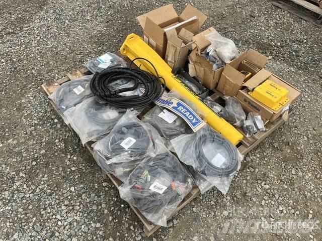 Trimble CB450 Muut