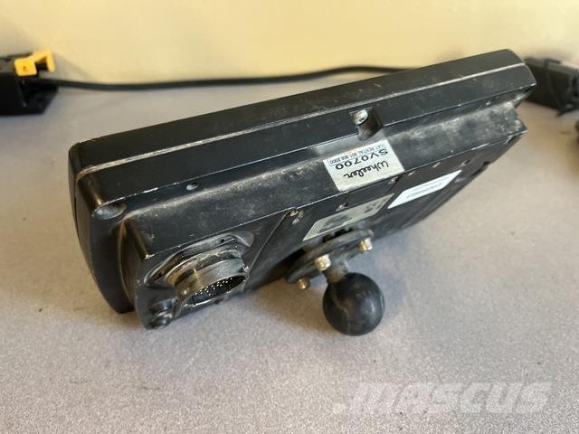 Trimble CB460 Muut koneet