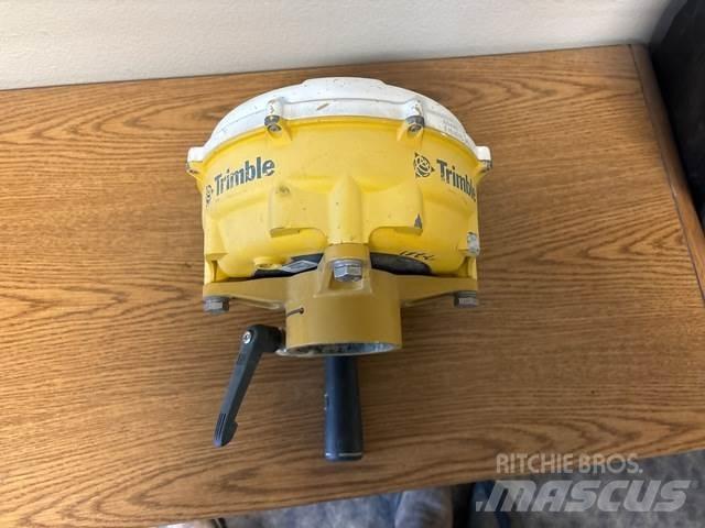 Trimble MS990 Muut koneet