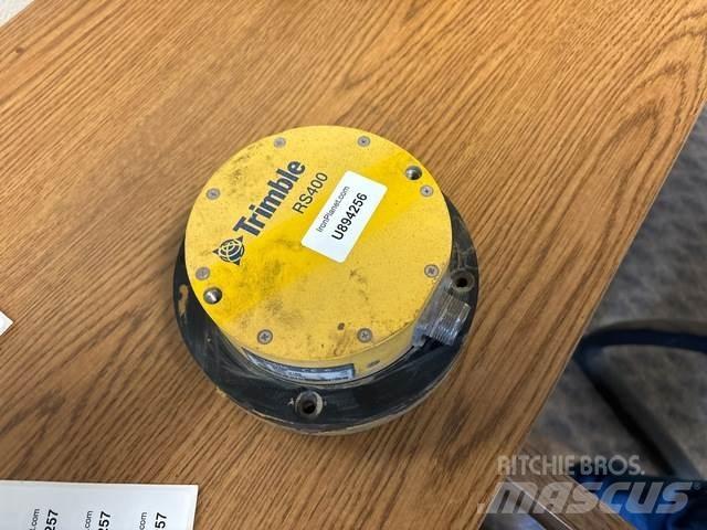 Trimble RS400 Muut koneet