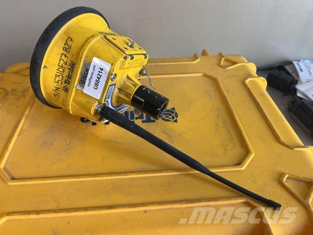 Trimble SPS985 Muut koneet