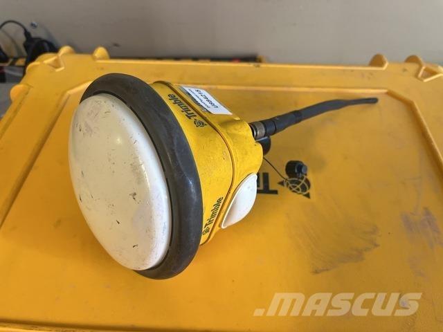 Trimble SPS985 Muut koneet