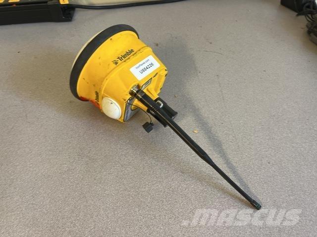Trimble SPS986 Muut koneet
