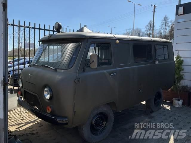  UAZ 452A3 Pakettiautot