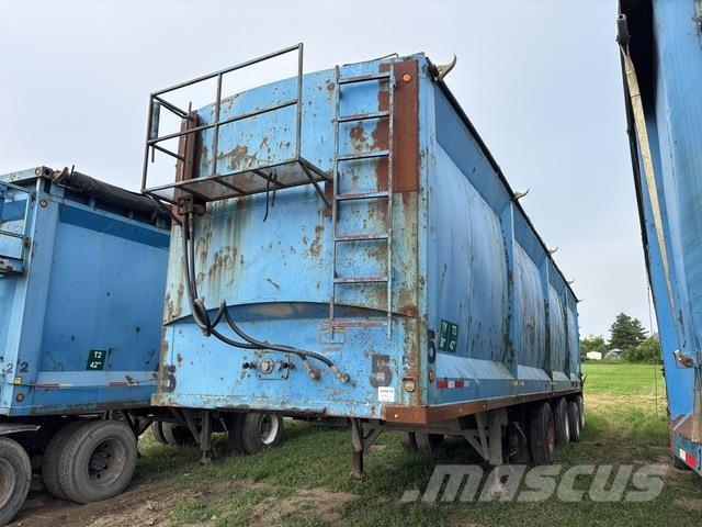 Universal  Walking floor-puoliperävaunut