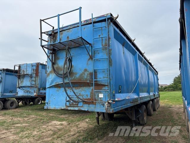 Universal  Walking floor-puoliperävaunut