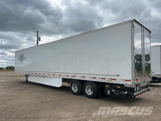 Utility  Umpikoriperävaunut