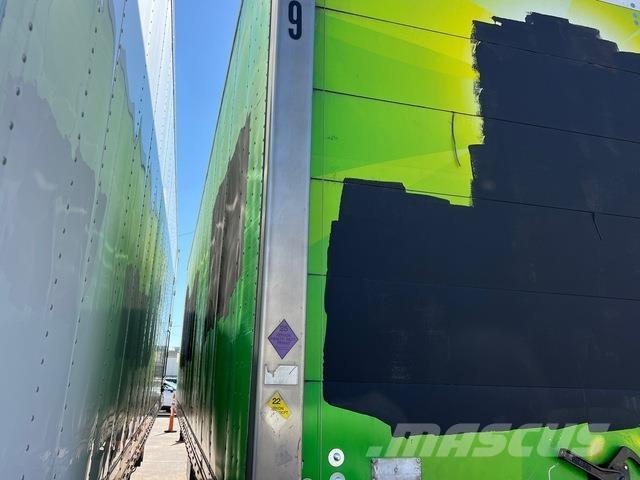 Utility VS1RA Kylmä-/Lämpökoripuoliperävaunut