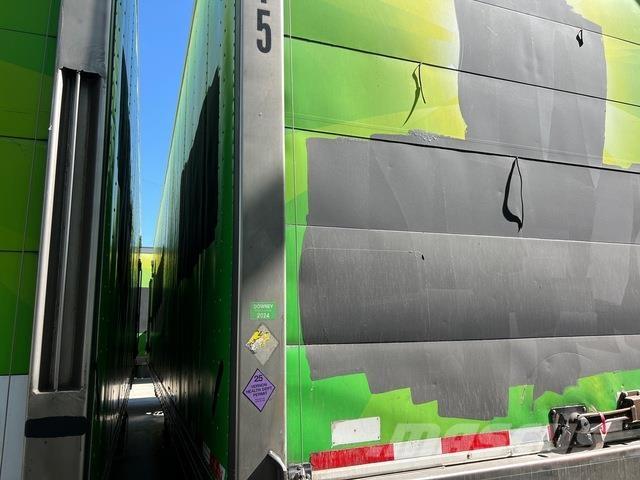 Utility VS2RA Kylmä-/Lämpökoripuoliperävaunut