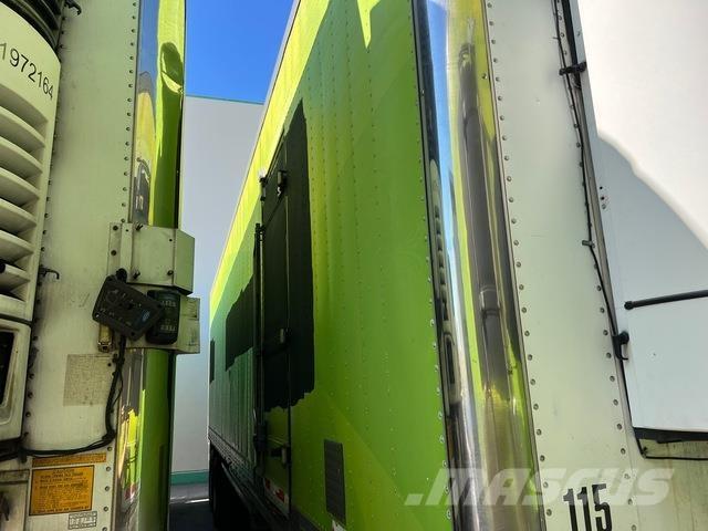 Utility VS2RA Kylmä-/Lämpökoripuoliperävaunut