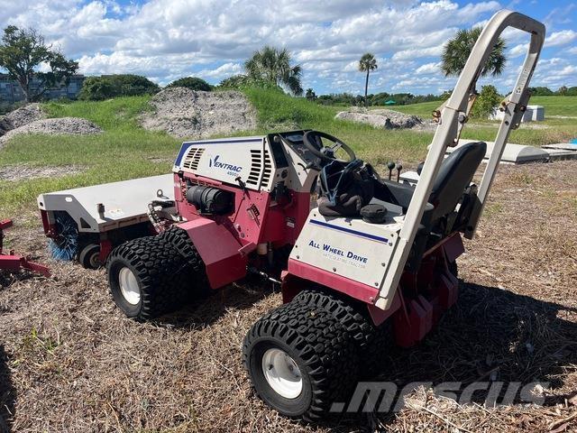 Ventrac 4500Z Taajamatraktorit
