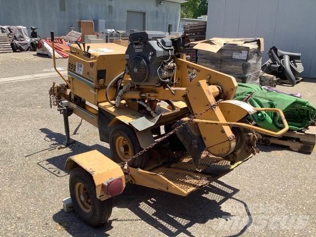 Vermeer 252 Kantojyrsimet