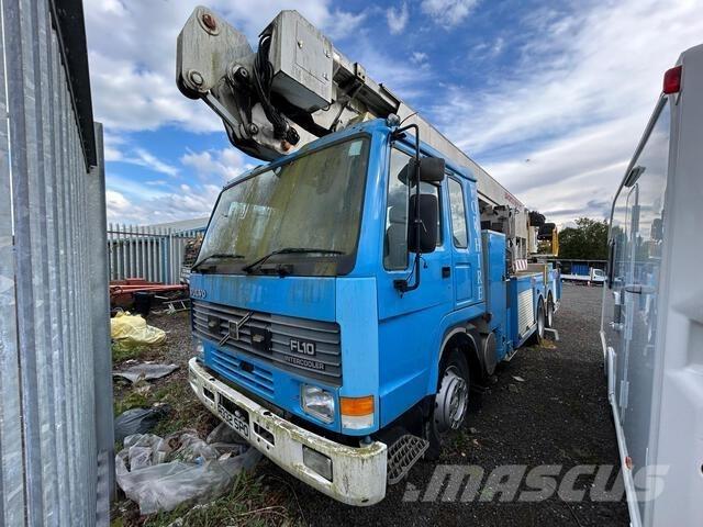 Volvo  Nostolava-autot