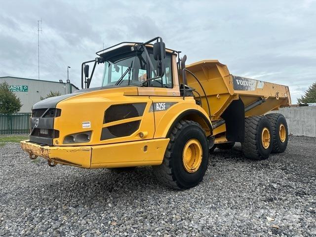 Volvo A25F Dumpperit
