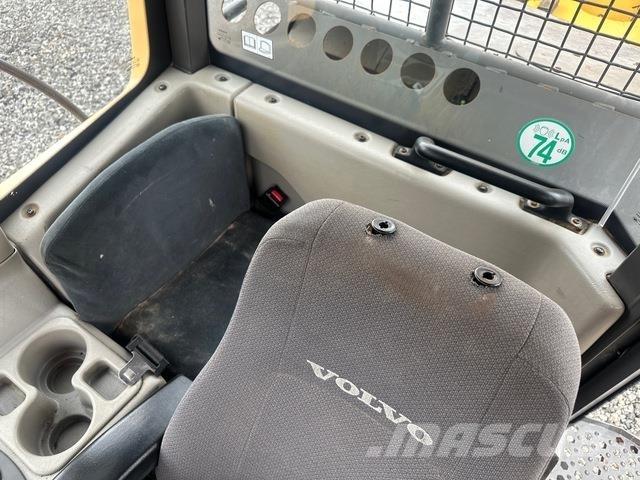 Volvo A25F Dumpperit