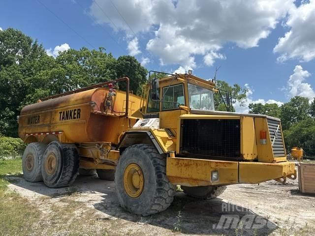 Volvo A35C Vesisäiliöautot