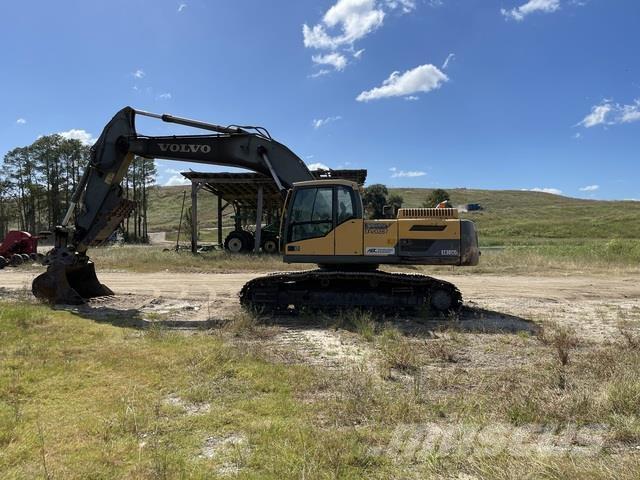 Volvo EC300DL Telakaivukoneet