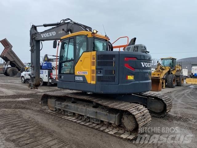 Volvo ECR235EL Telakaivukoneet