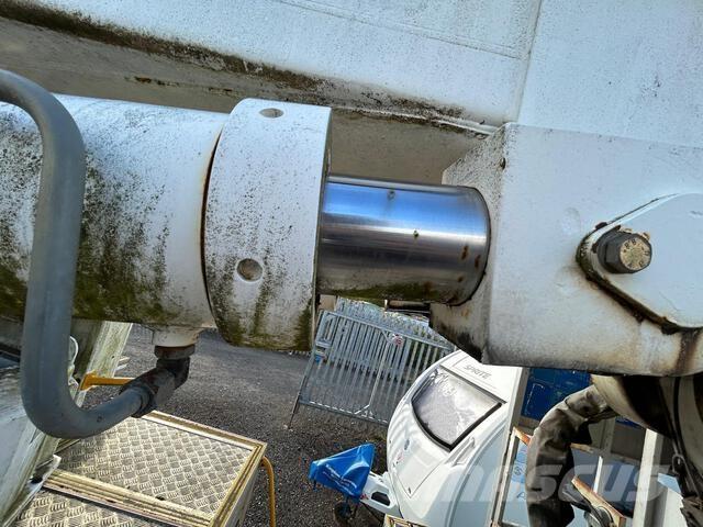 Volvo FL10 Nostolava-autot