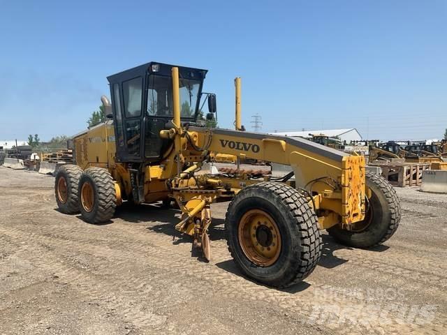Volvo G726B Tiehöylät