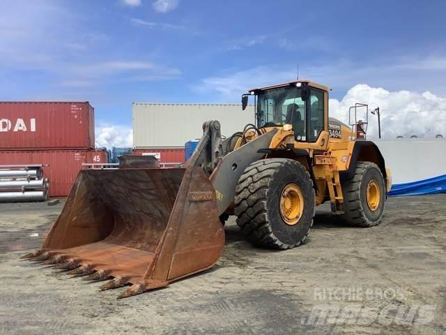Volvo L220H Pyöräkuormaajat