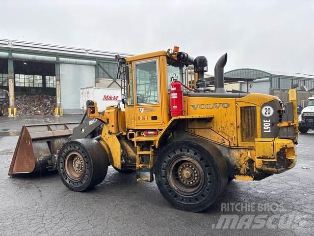 Volvo L90E Pyöräkuormaajat