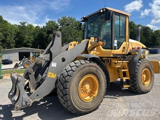 Volvo L90G Pyöräkuormaajat