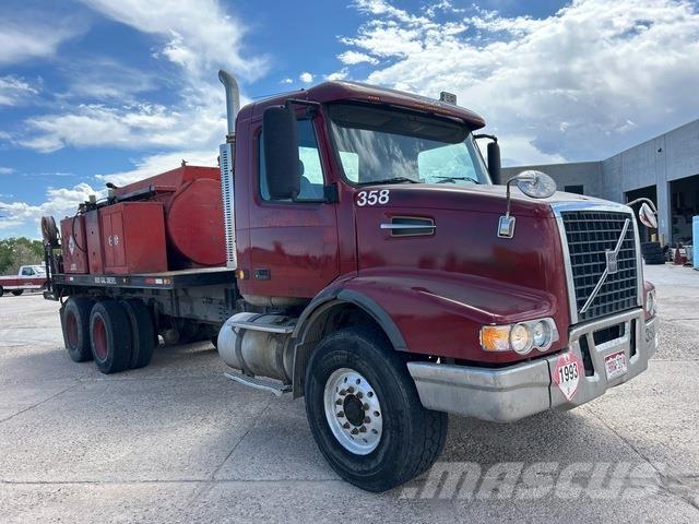 Volvo VHD Säiliöautot