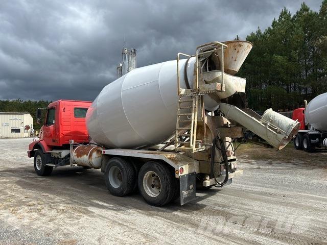 Volvo VHD64B Muut kuorma-autot