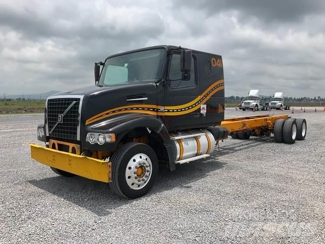 Volvo VHD64F Ohjaamot ja sisustat