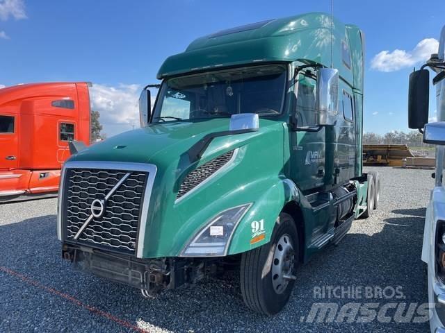 Volvo VNL Vetopöytäautot