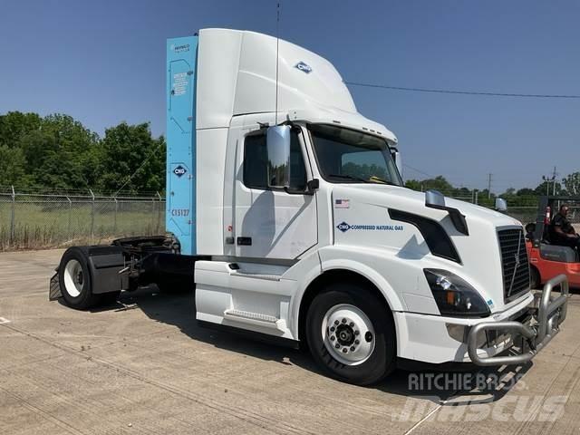 Volvo VNL Vetopöytäautot