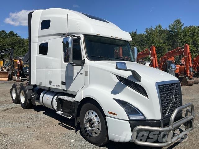 Volvo VNL760 Vetopöytäautot