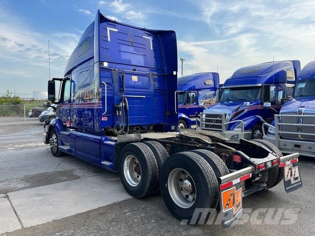Volvo VNL760 Vetopöytäautot