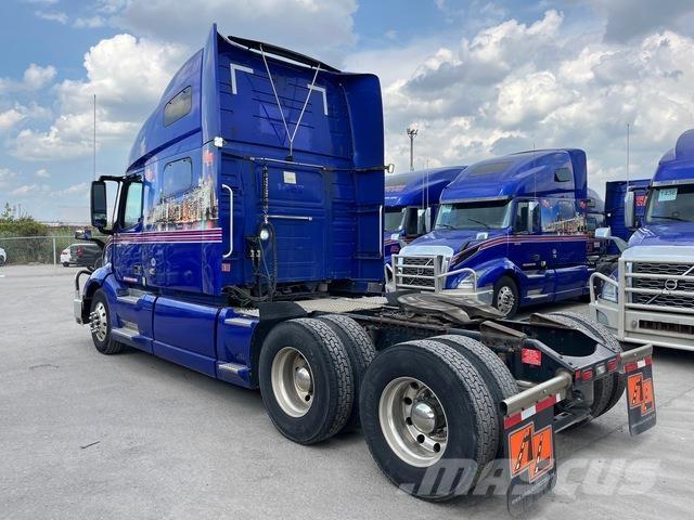 Volvo VNL760 Vetopöytäautot