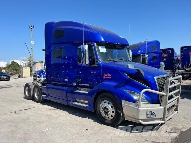 Volvo VNL760 Vetopöytäautot