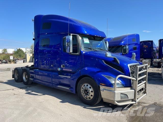 Volvo VNL760 Vetopöytäautot