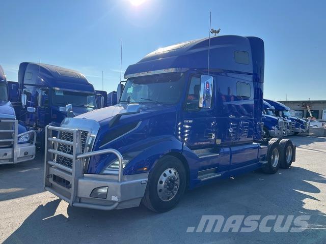 Volvo VNL760 Vetopöytäautot